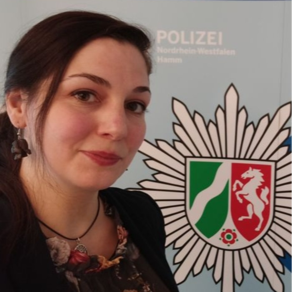 Andrea Schwarz Regierungsbeschäftigte Polizei NRW XING