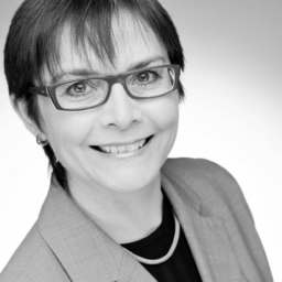 Dr. Nicole Svoboda