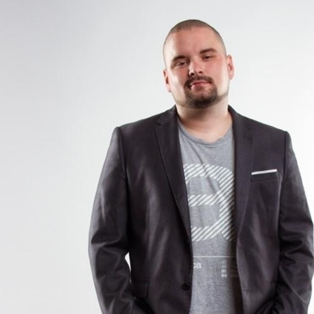 Alexander Loesch Grafiker WPR COMMUNICATION GmbH & Co. KG XING