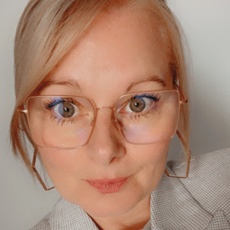 Nina Wagner