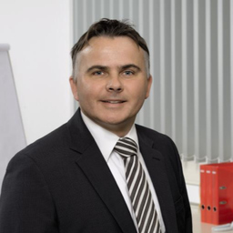 Sven Tröscher