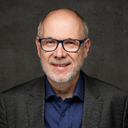 Dr. Nils Brouer