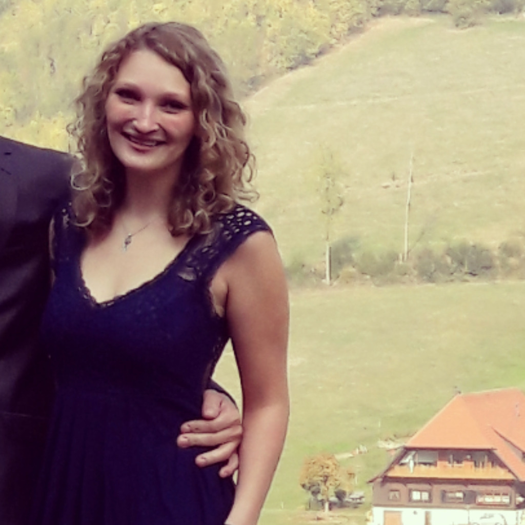 Lisa Schmieder Wirtschaftsingenieurwesen AKAD Hochschule Stuttgart