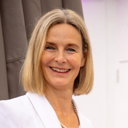 Dr. Claudia Franke