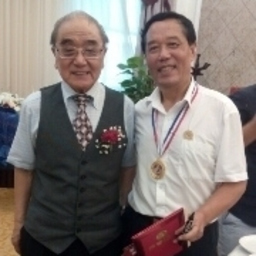 Prof. Dr. 馨 爱