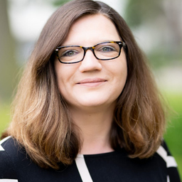 Simone Knittel