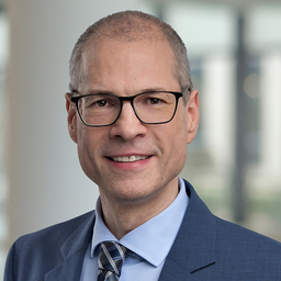 Dr. Saša Peter Jacob