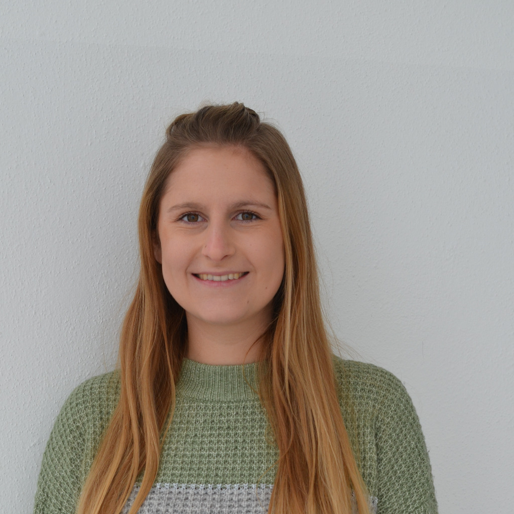 Franziska Steer MarketingReferentin MAHAG Unternehmensgruppe XING