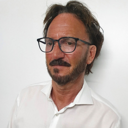 Thomas Strack