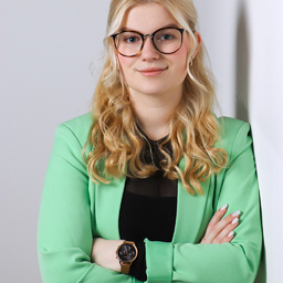 Sarah Hinz