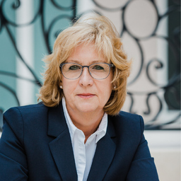 Dr. Iris Ketteler