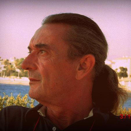 Axel Simon