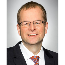 Dr. Roland König