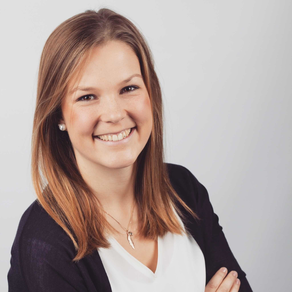 Lara Schmidtchen Mediengestalterin BartelsLangness