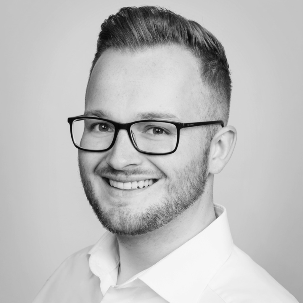 Simon Röse Marketing Manager EMEA Dedrone XING