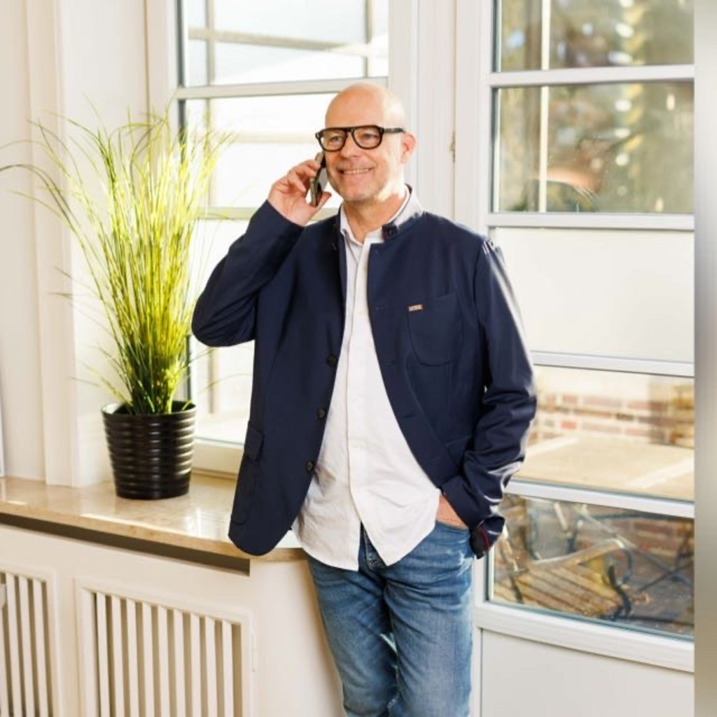 Sven Langecker Geschäftsführer/ Gesellschafter Langecker Immobilien