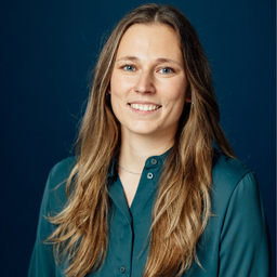 Angelina Bluhm