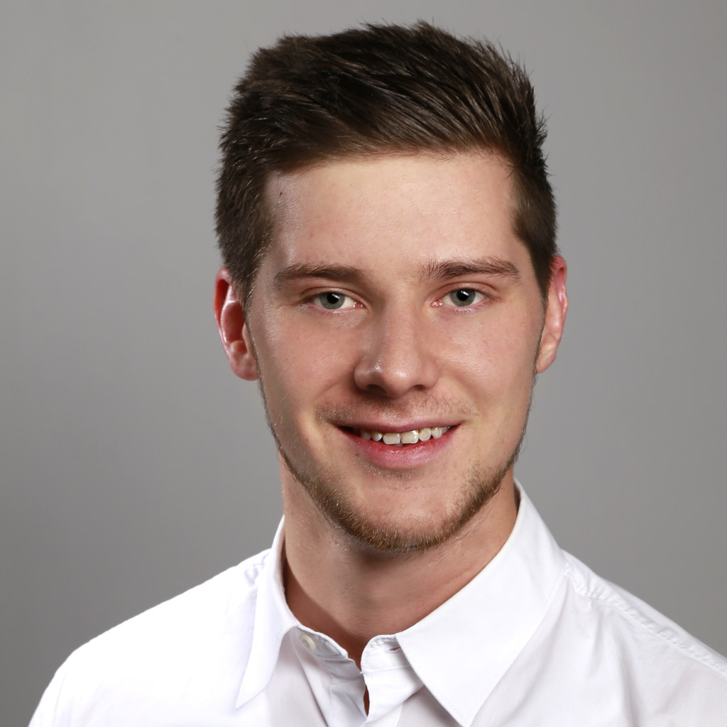 Daniel Bartelt Produktion Daimler AG XING