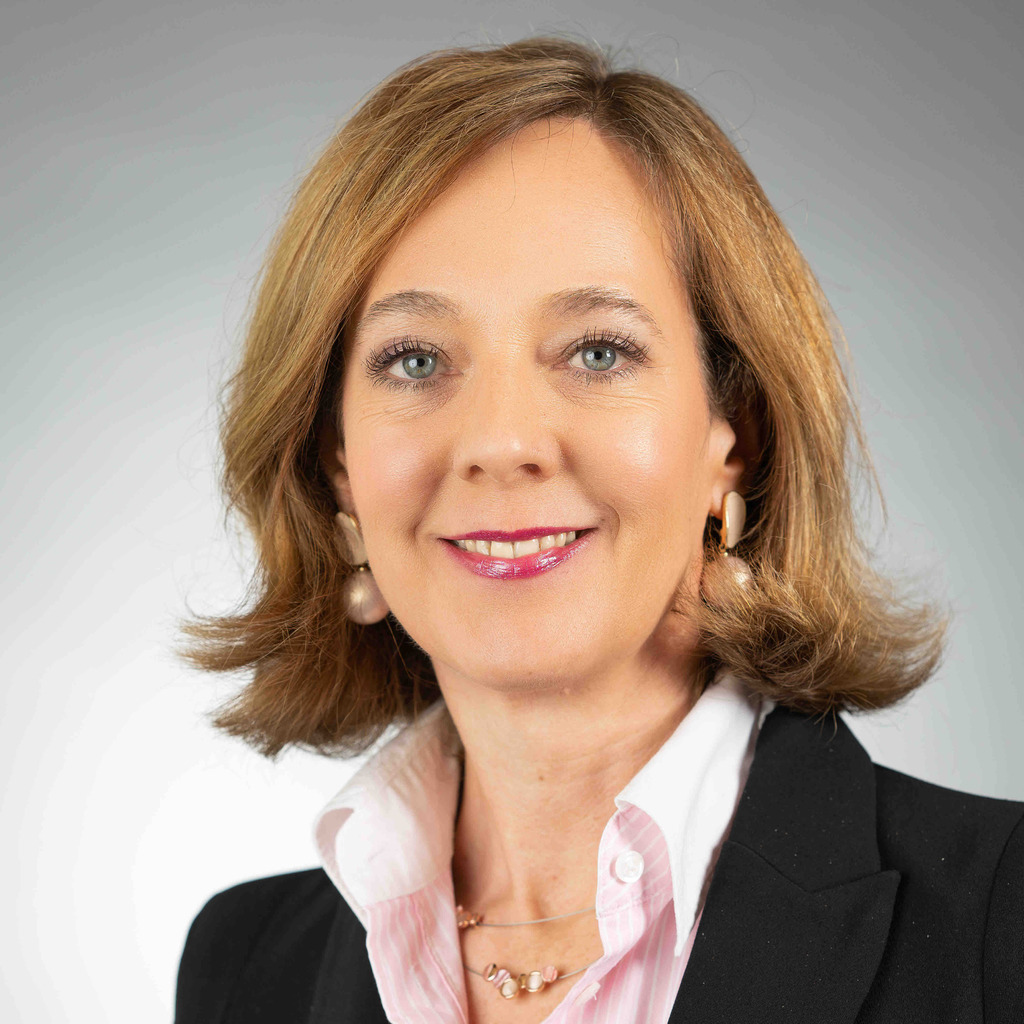 Silvia Mayers Vorstand Ipconcept Luxemburg S A Xing