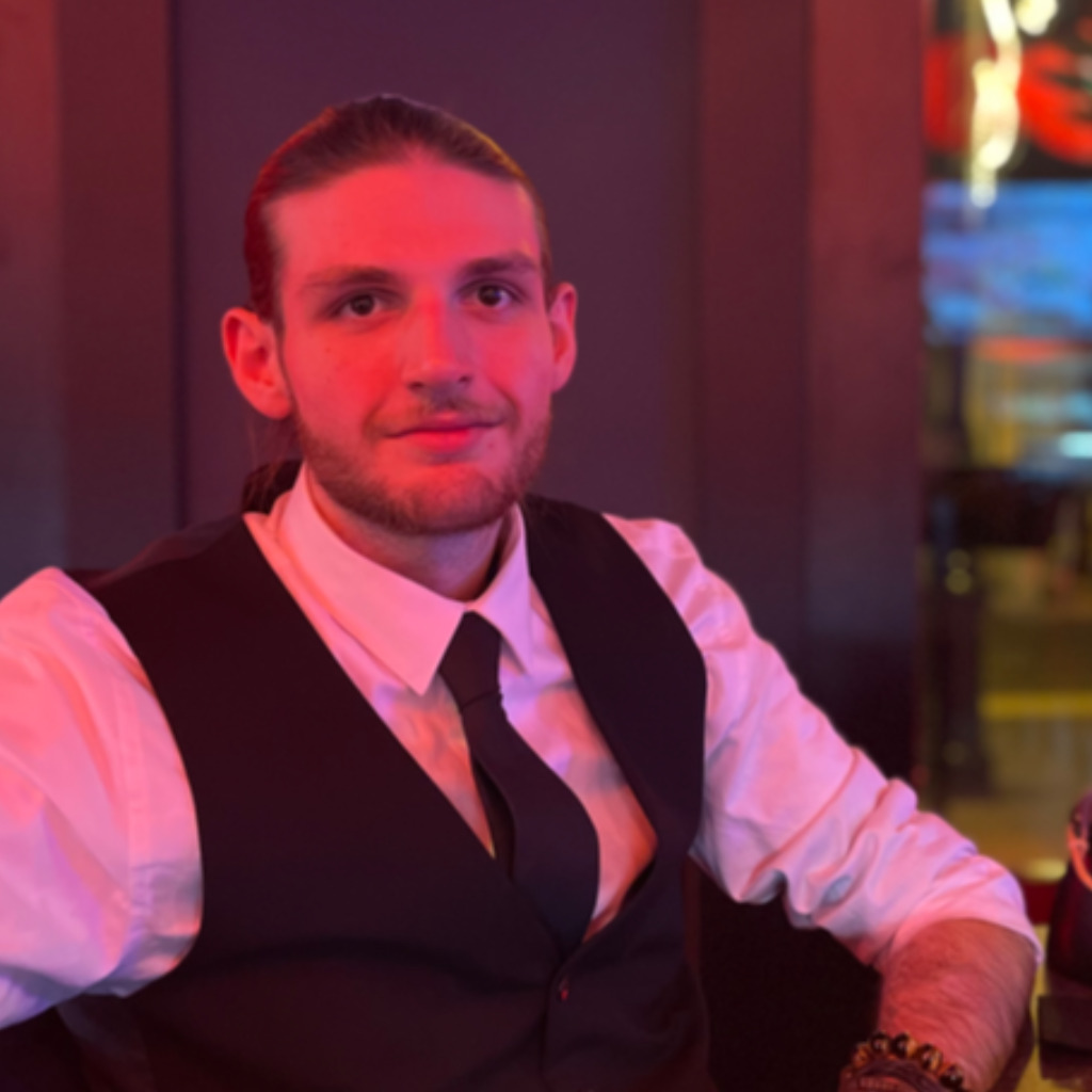 Johannes Schmidhuber Senior Associate, System Management Kyndryl