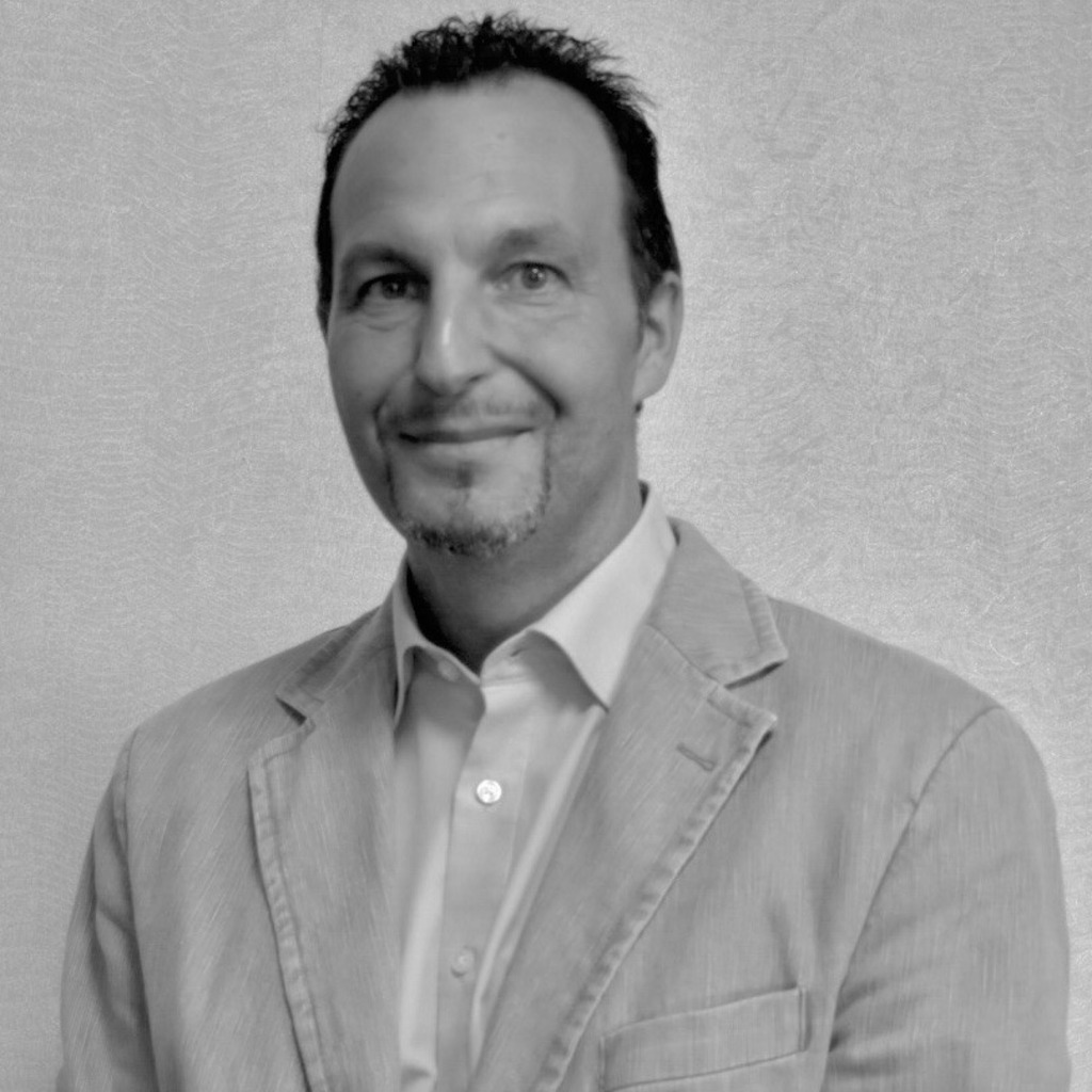 Paolo Pannozzo Gesamtprojektleitung Gerne auf Anfrage XING