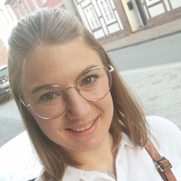 Julia Rüland