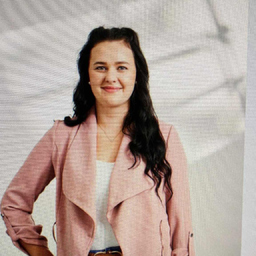 Stella Höfer