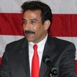 Daryush Ila