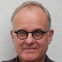 Dr. Prof. Dr. med. (Prof. h.c. of counceling) Reinhard Lilienbecker