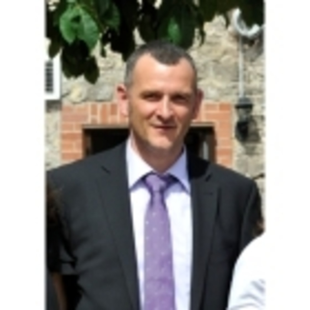 Frank Grimm Serviceberater & Lackierermeister Hoell GmbH & coKG XING