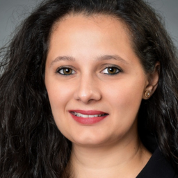 Raziye Akgöz