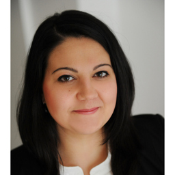 Öznur Tokmak
