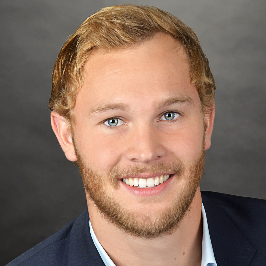 Benedikt Maurus Economics LudwigMaximiliansUniversität München XING