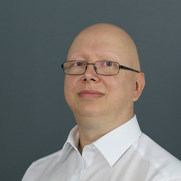 Dr. Michal Pejko
