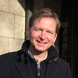Dr. Tassilo Schneider