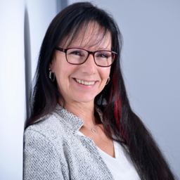 Christine Helfrich