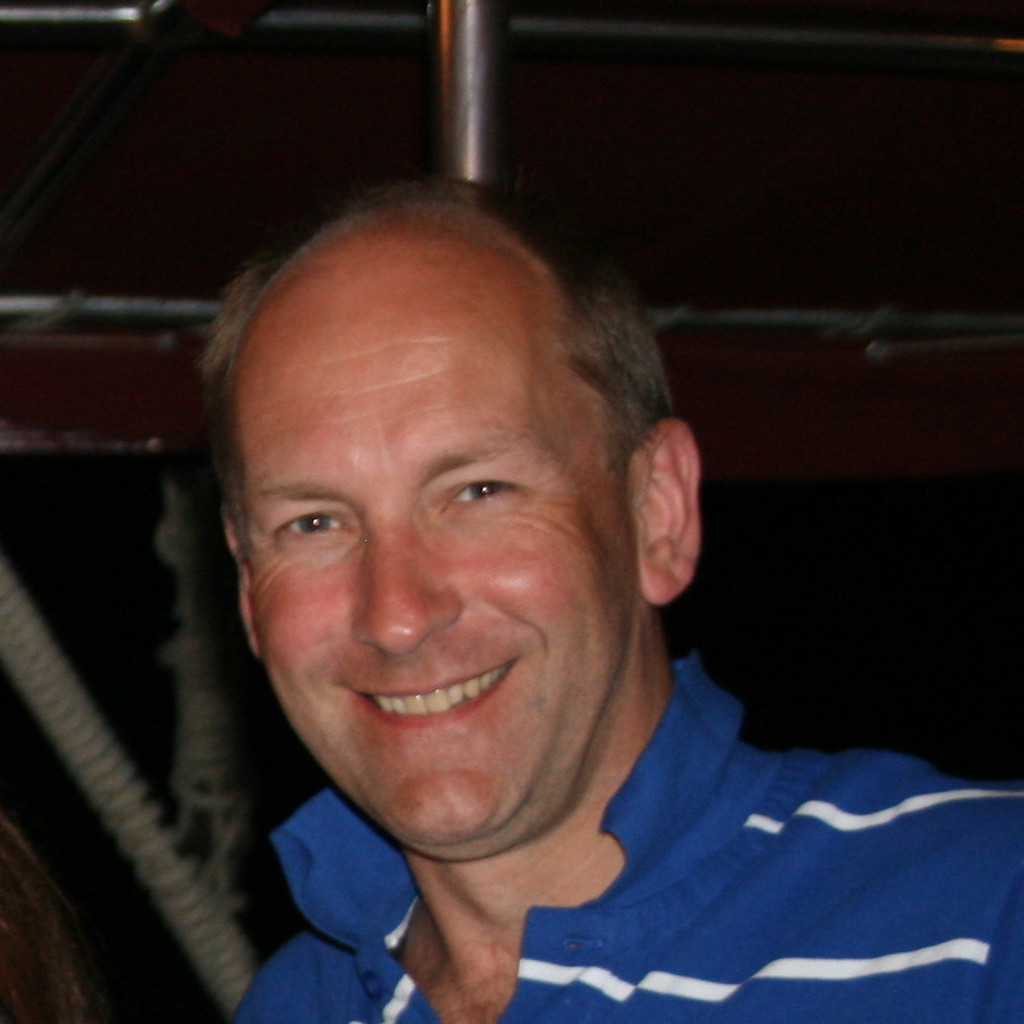 Robin Maxwell CEO Farnham Capital Ltd XING