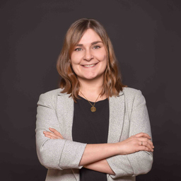 Dr. Jana Aengenvoort