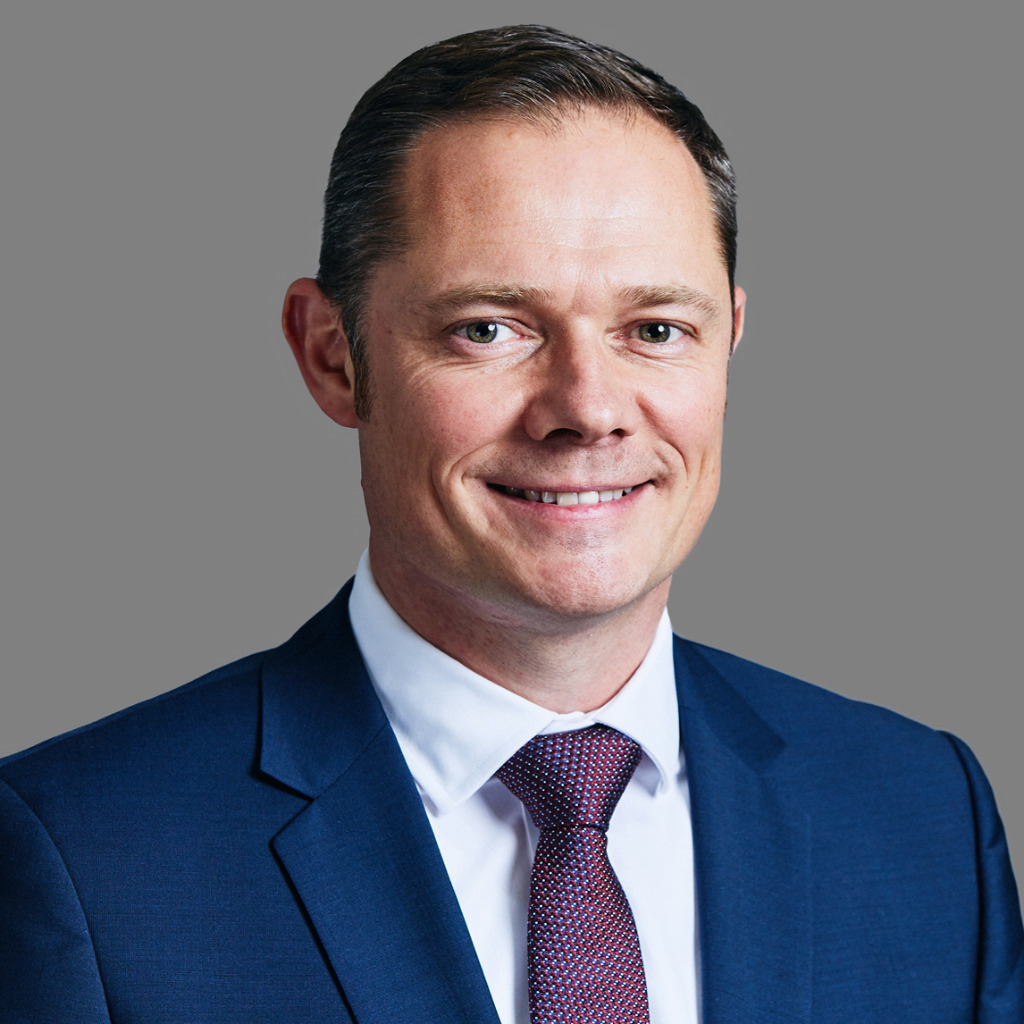 Managing director. Эммануэль макрон. Michael barker cia. Roeloftemmingh+"managing director". 708327969+"director (managing)".