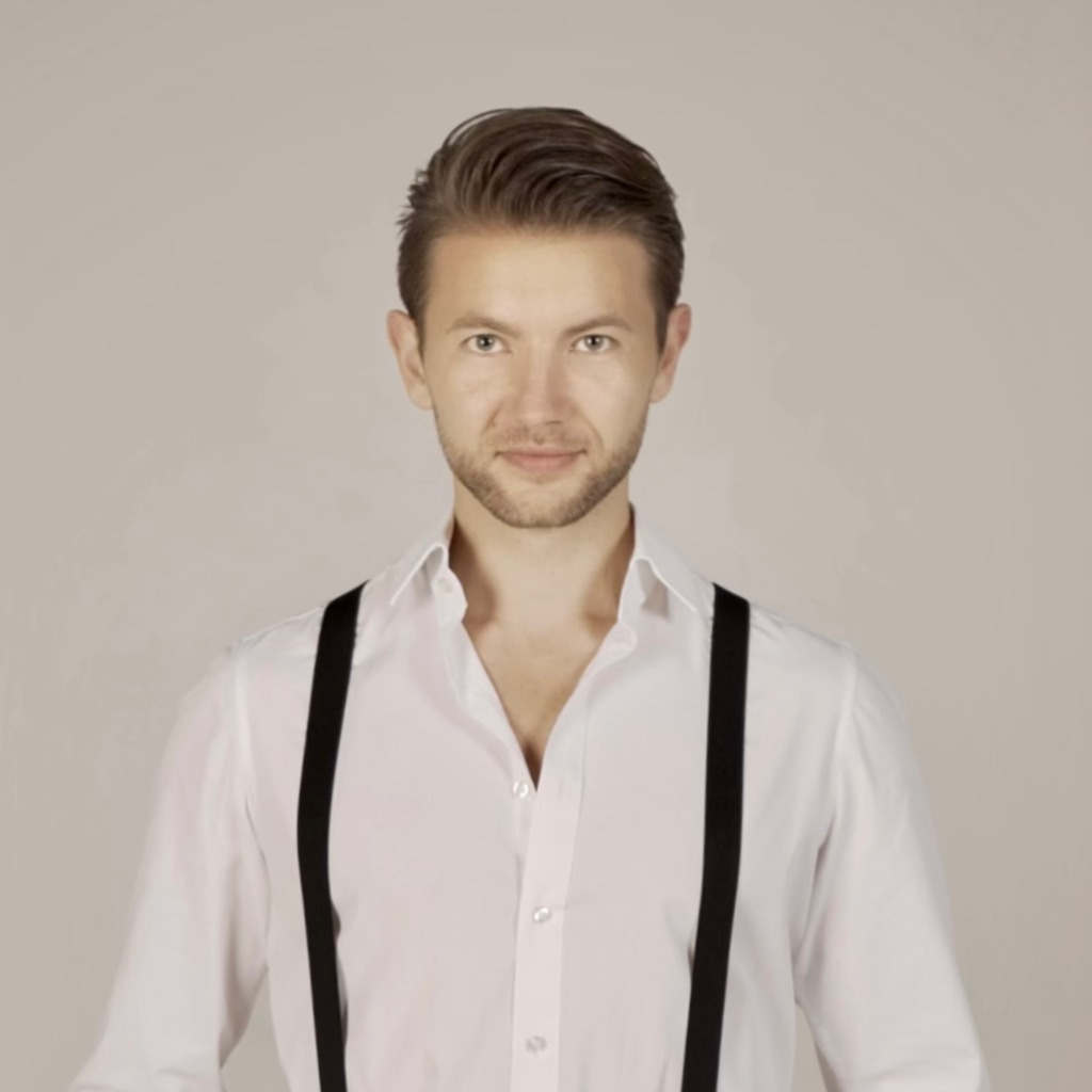 Konstantin Schmidt Chief Executive Officer (CEO) PABL & Schmidt UG