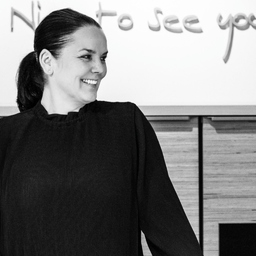 Nina Klappert