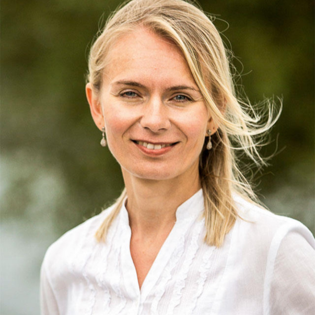 Monika Kluth BWL Hochschule Bochum XING