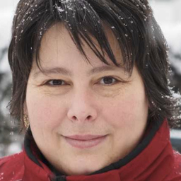Dr. Mihaela Martis-Thiele