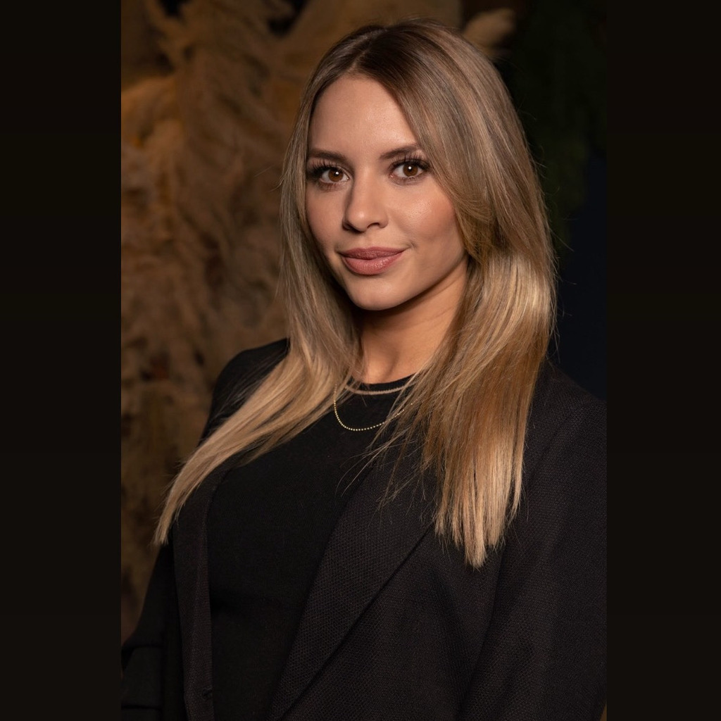 Jeannine Bormann Area Sales Manager EMS Electro Medical Systems