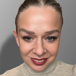 Laura Leve