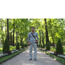 Руслан Ахметов