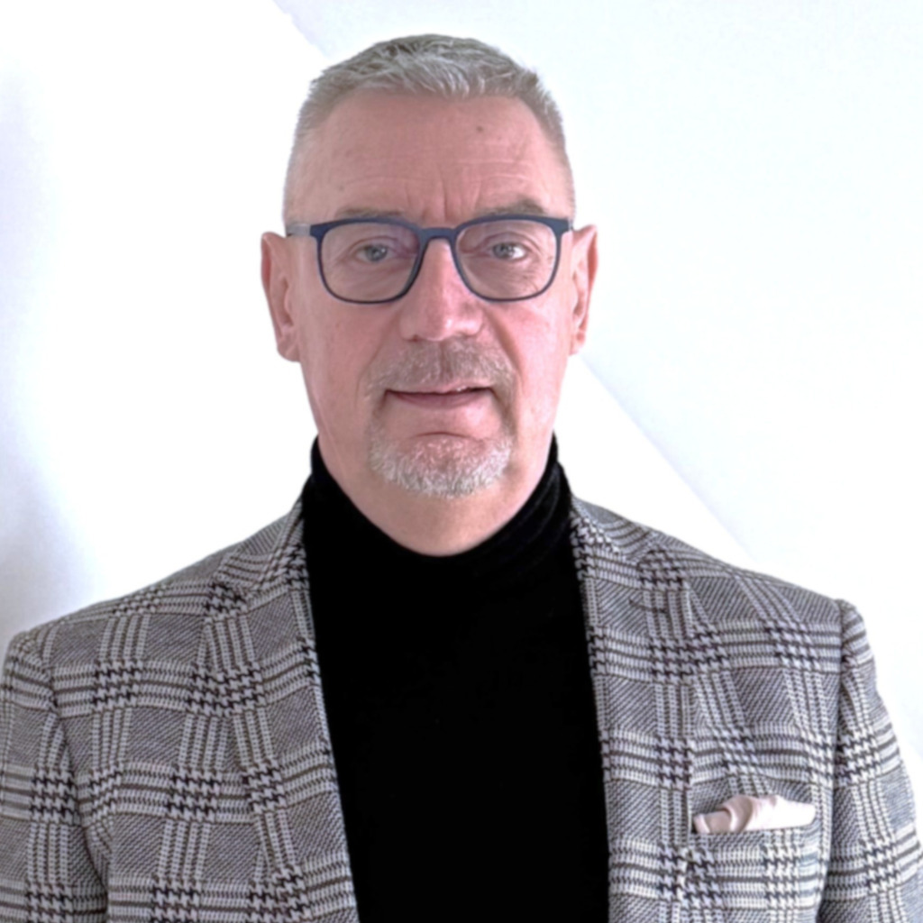 Detlev von Osten Geschäftsführender Gesellschafter / Managing Partner
