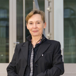 Christiane Hartl