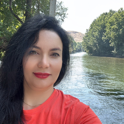 Yasamin Molazadeh