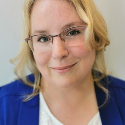 Nicole  Dusik